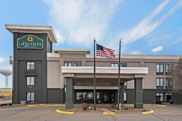 La Quinta Inn & Suites by Wyndham Salina image 27